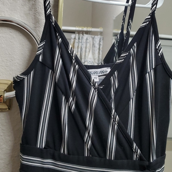 New Jumper - Picture 2 of 4